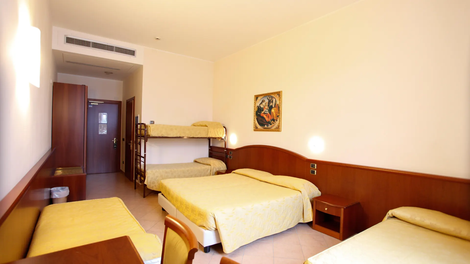 Hotel Garda Family House Castelletto Di Brenzone