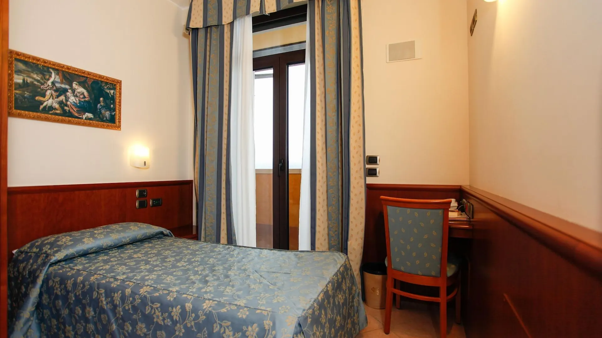 Hotel Garda Family House Castelletto Di Brenzone